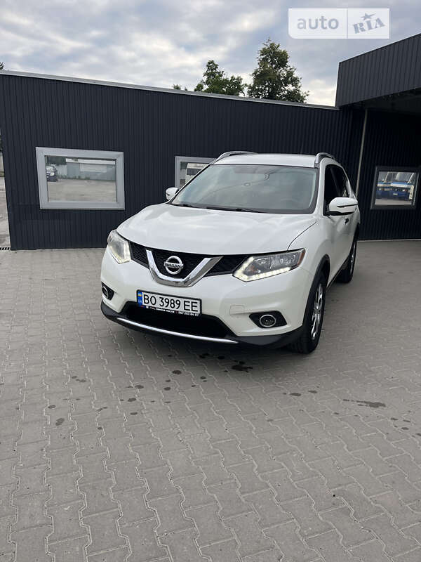 2016 nissan rogue