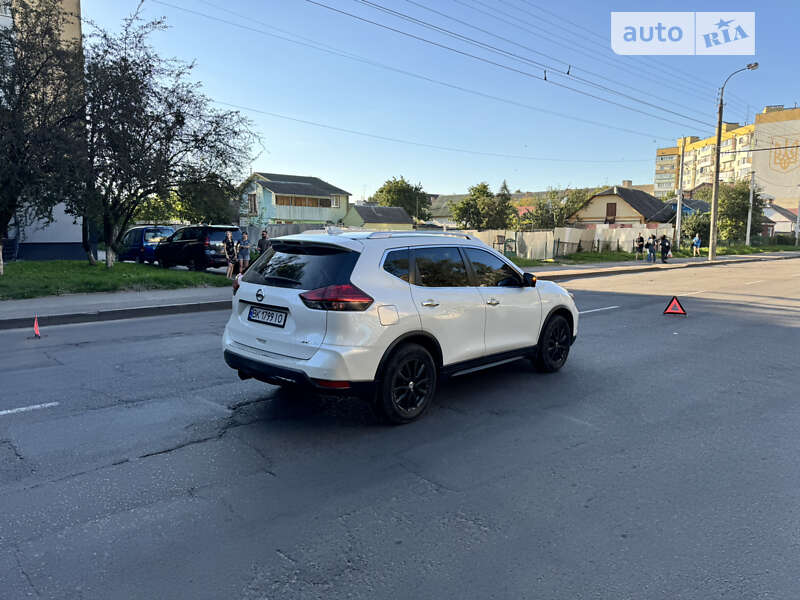 2017 nissan rogue