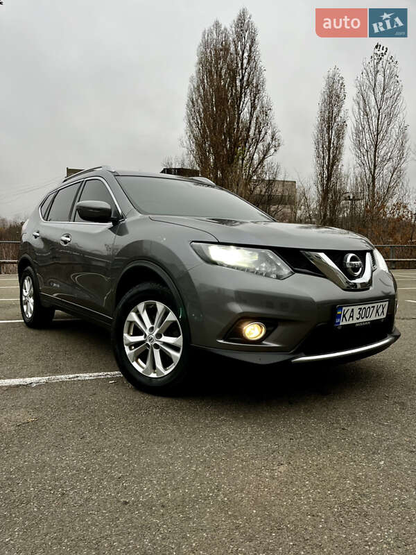 2016 NISSAN Rogue