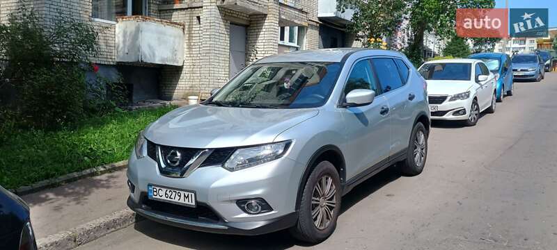2015 nissan rogue