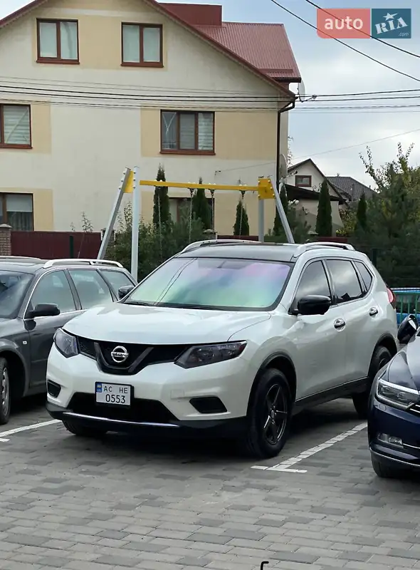 2016 nissan rogue