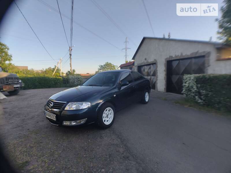 2008 nissan sunny