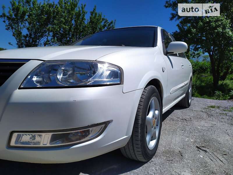 2008 nissan sunny
