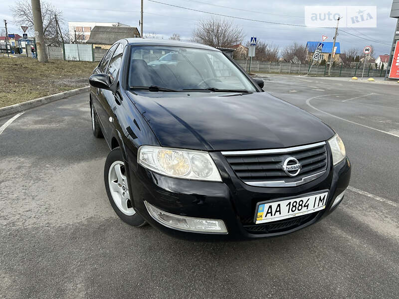 2009 nissan almera