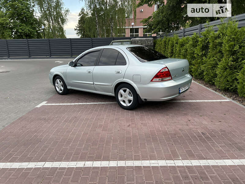 2006 nissan almera