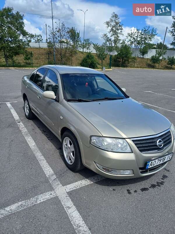 2006 nissan almera