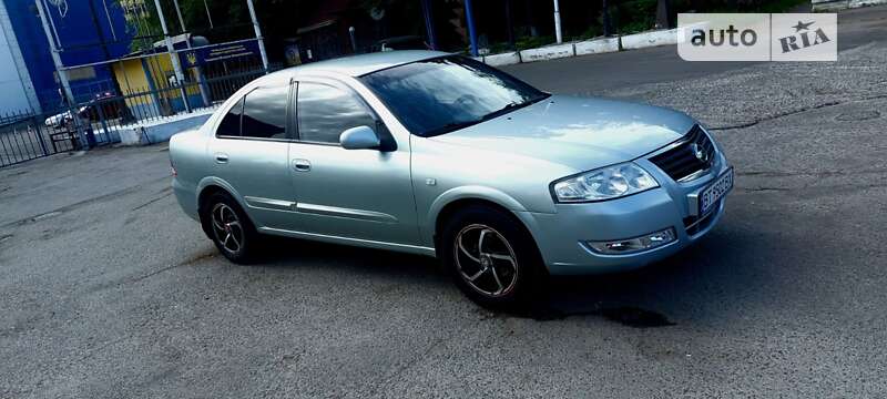 2007 nissan almera