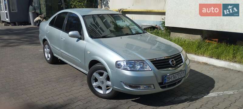 2007 nissan almera