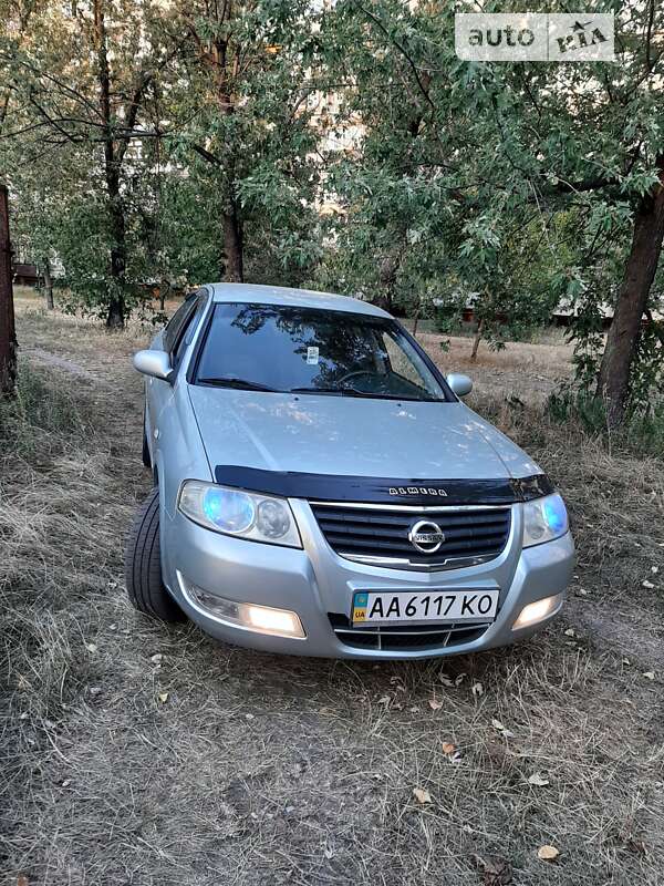2007 nissan almera
