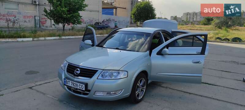 2007 nissan almera