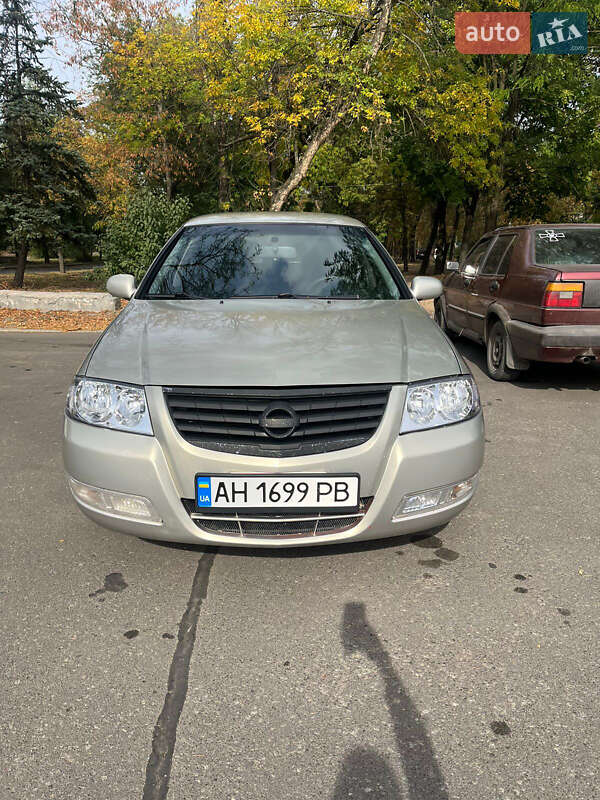 2008 nissan almera