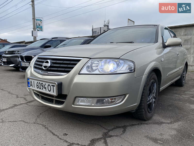 2008 nissan almera