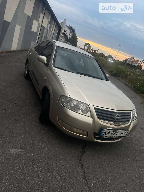 2008 nissan almera