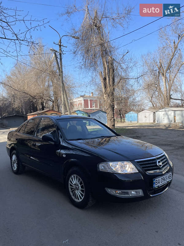 2008 nissan almera