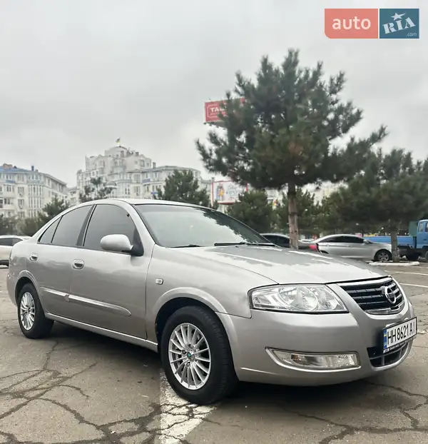 2008 nissan almera