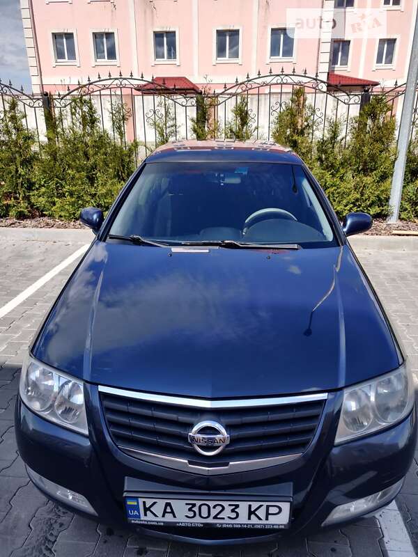2008 nissan almera