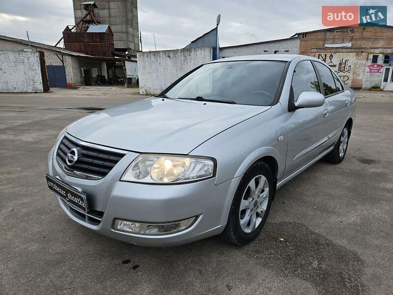 2010 nissan almera