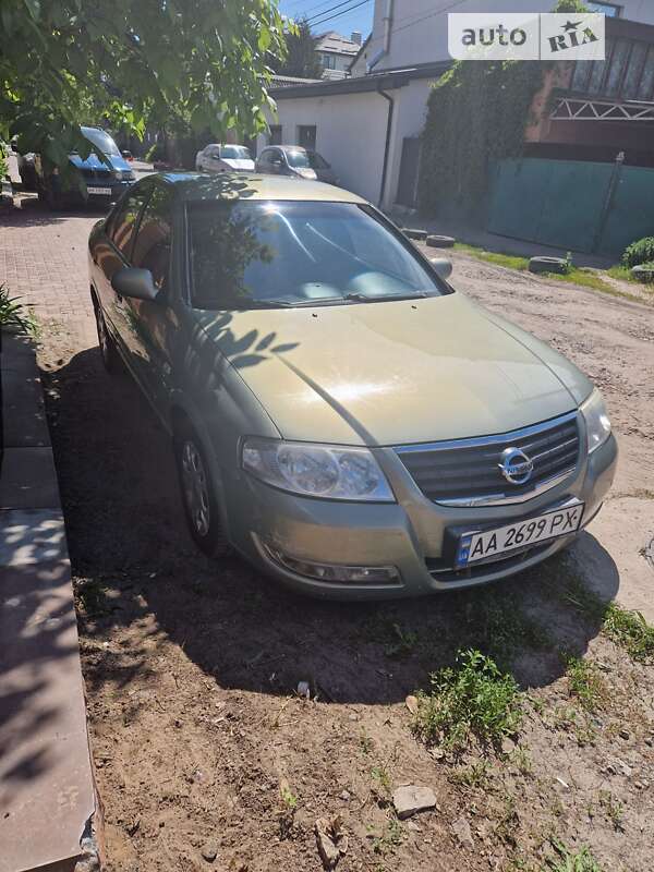 2010 nissan almera