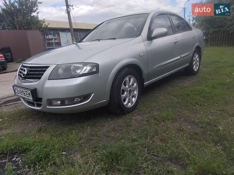 2011 nissan almera