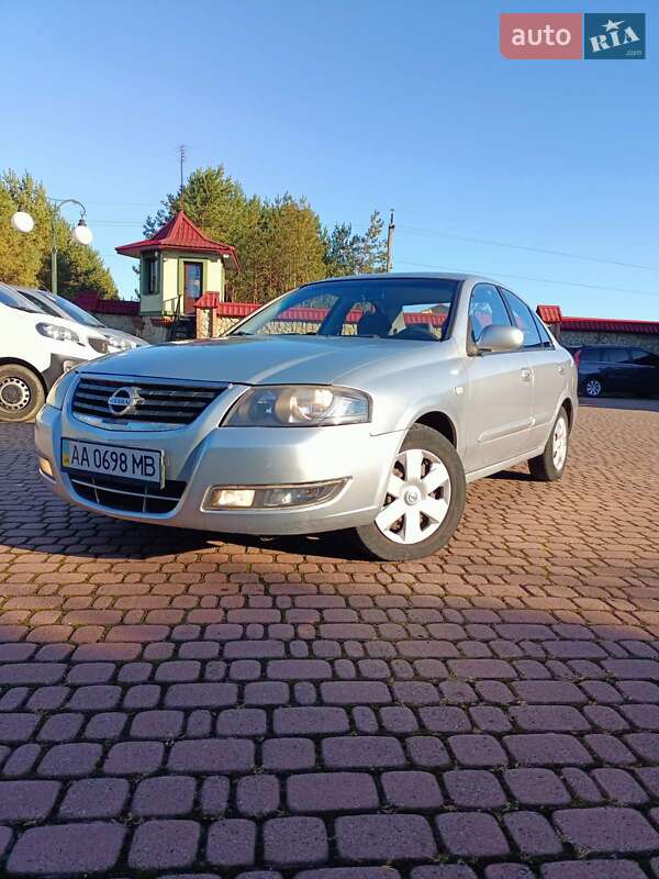 2011 nissan almera
