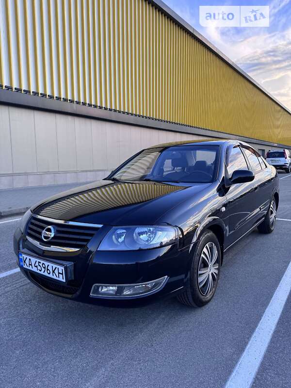 2011 nissan almera