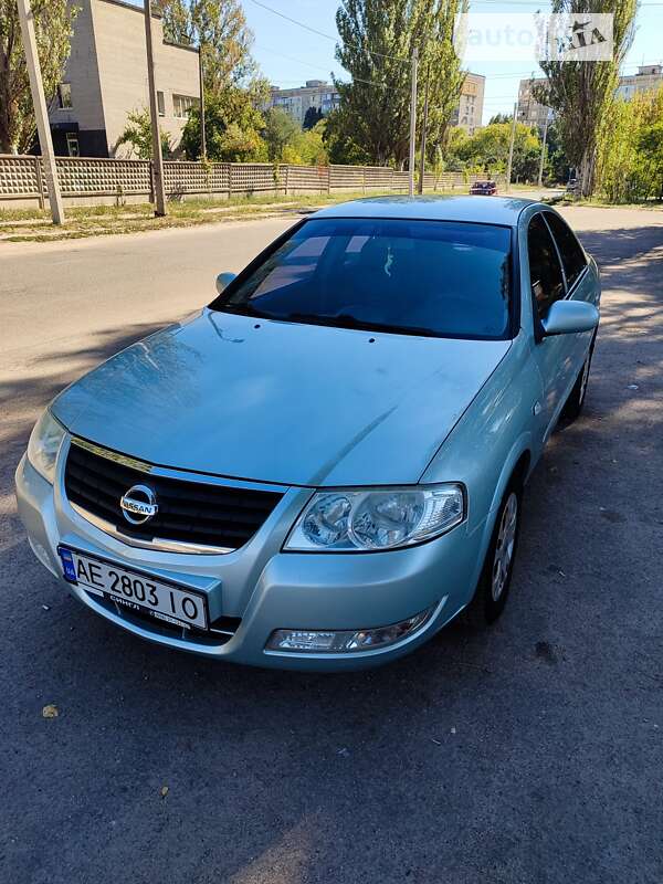 2006 nissan almera