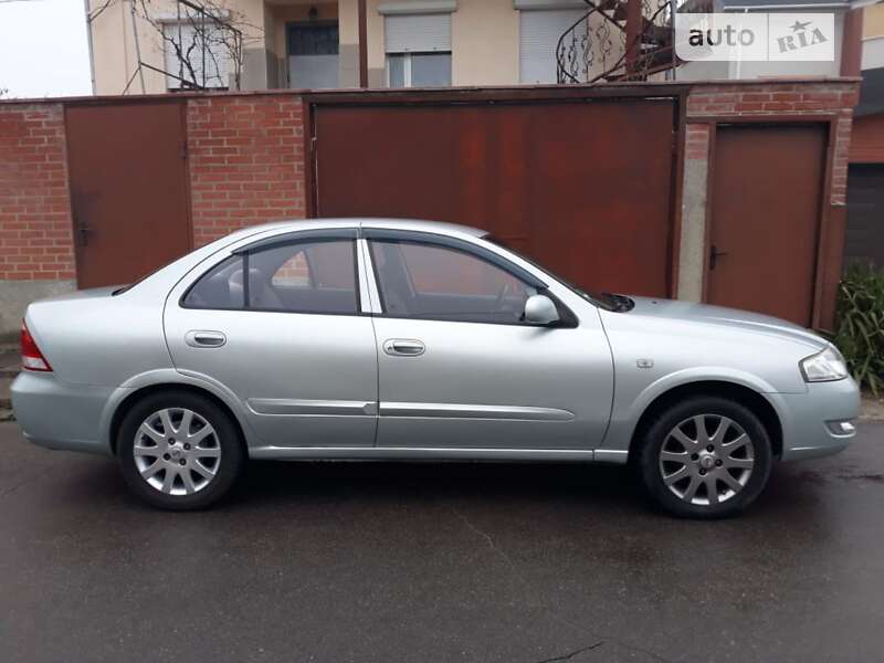 2007 nissan almera