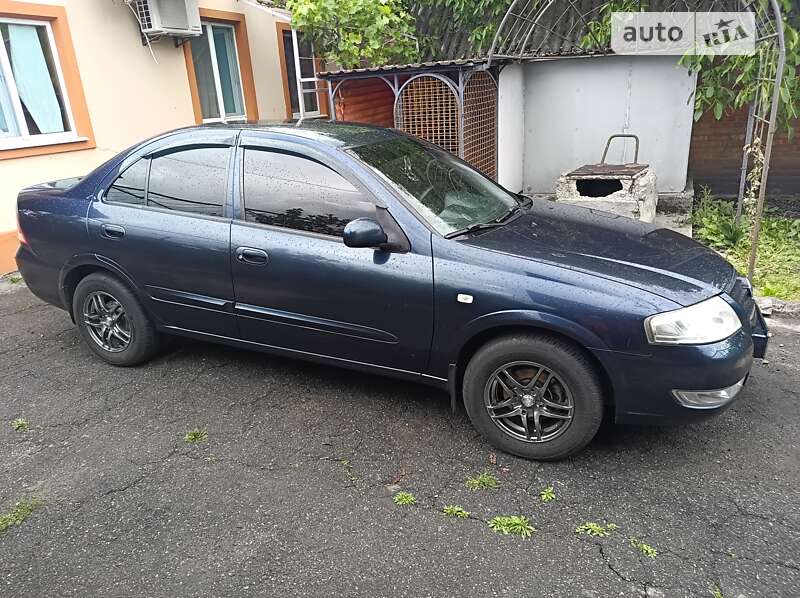 2007 nissan almera