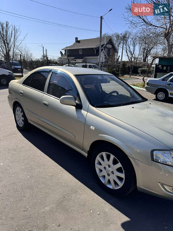 2007 nissan almera