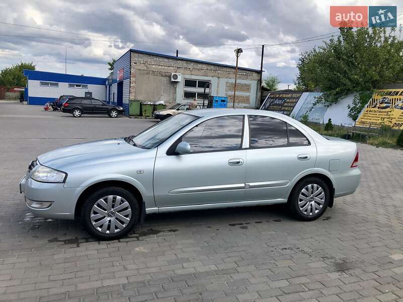 2007 nissan almera