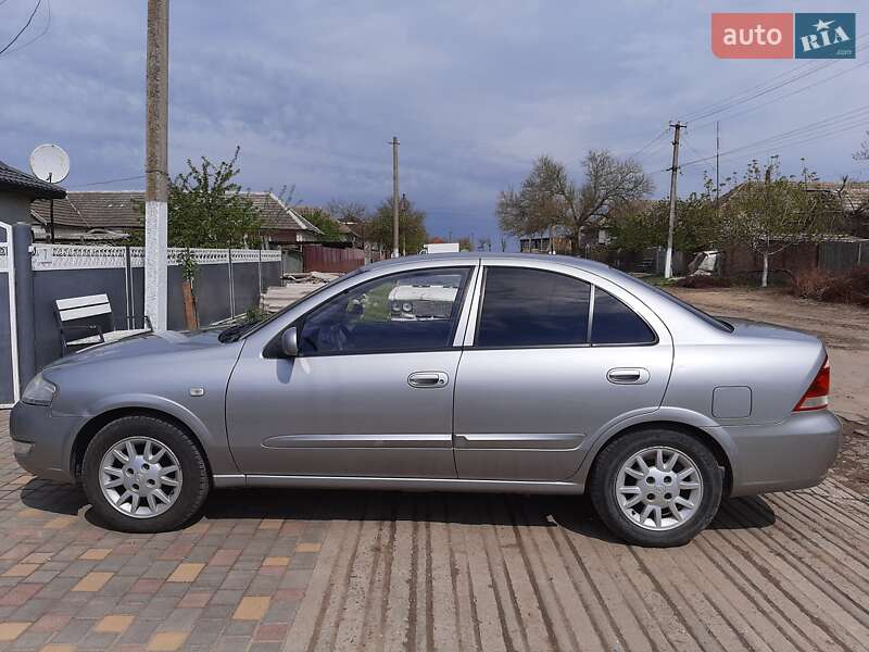 2008 nissan almera