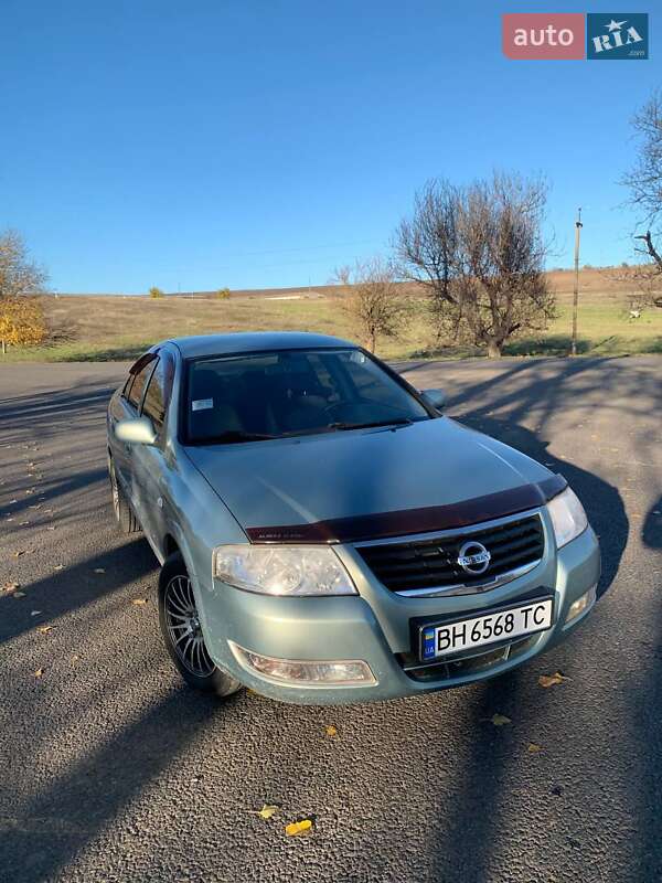 2008 nissan almera