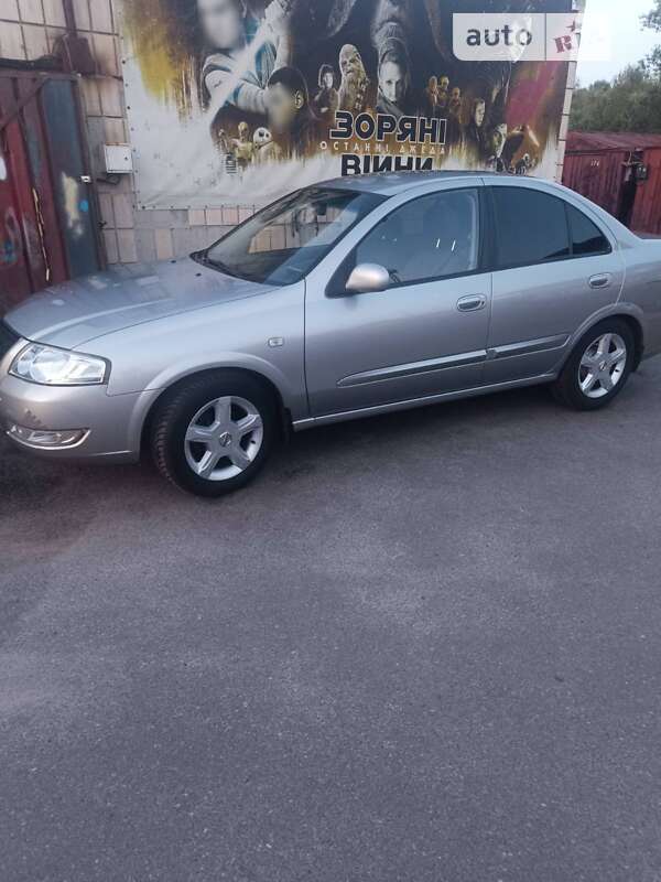 2008 nissan almera