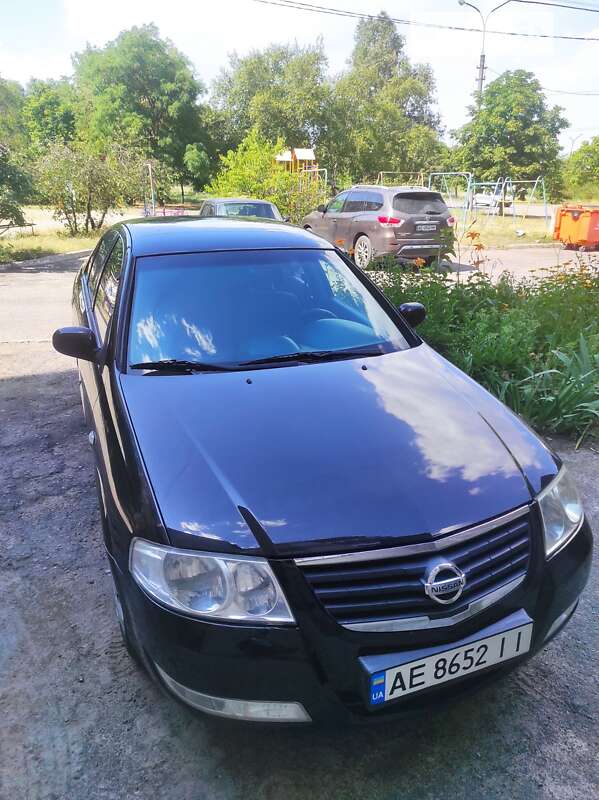 2008 nissan almera