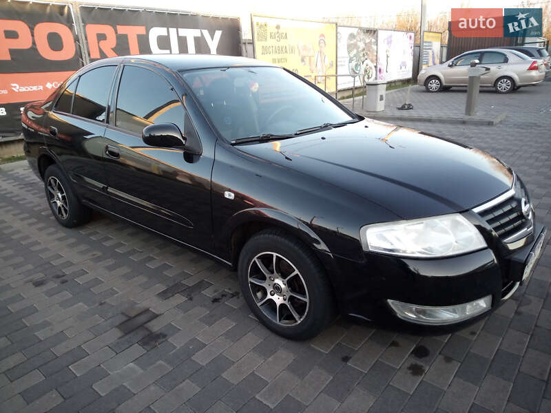 2008 nissan almera