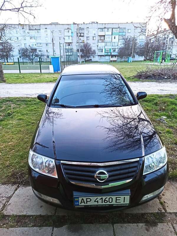 2008 nissan almera