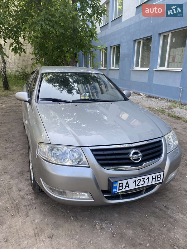2008 nissan almera