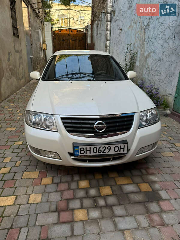 2008 nissan almera