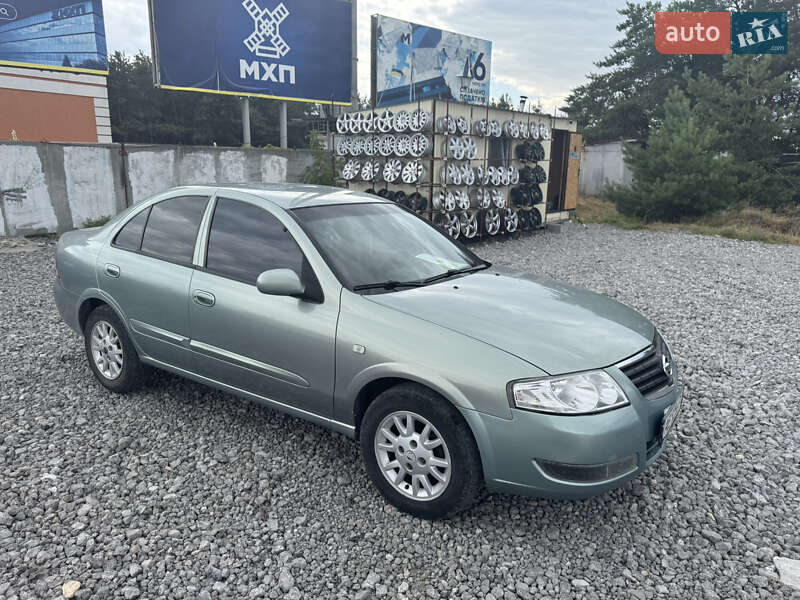 2008 nissan almera
