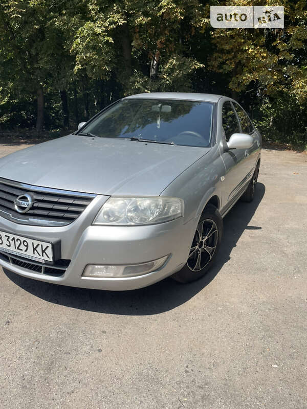 2010 nissan almera