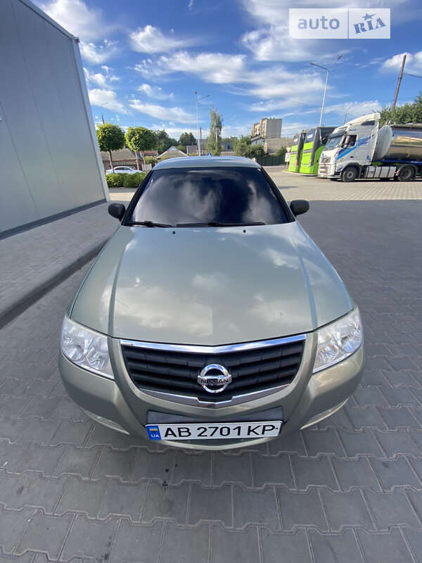 2010 nissan almera