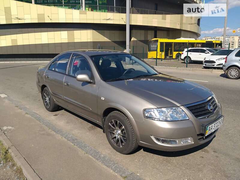 2011 nissan almera