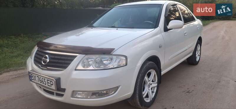 2011 nissan almera
