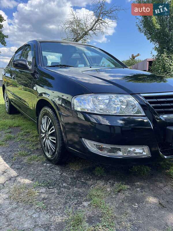 2011 nissan almera
