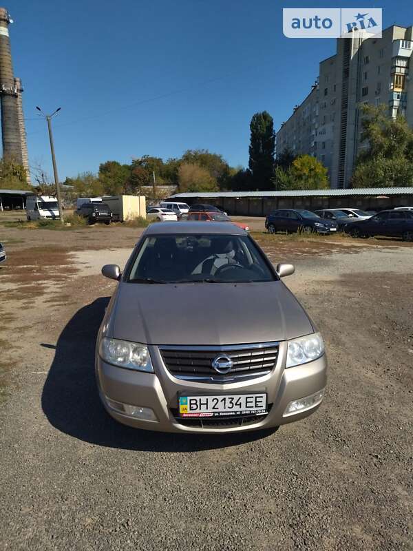2012 nissan almera