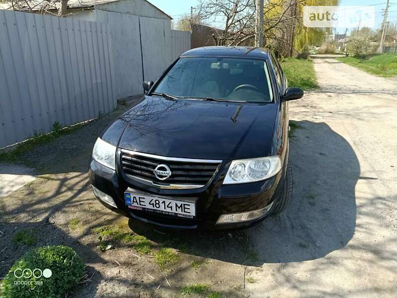 2012 nissan almera