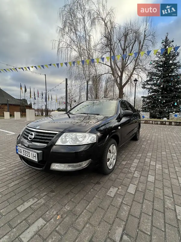 2012 nissan almera