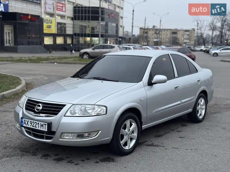 2012 nissan almera