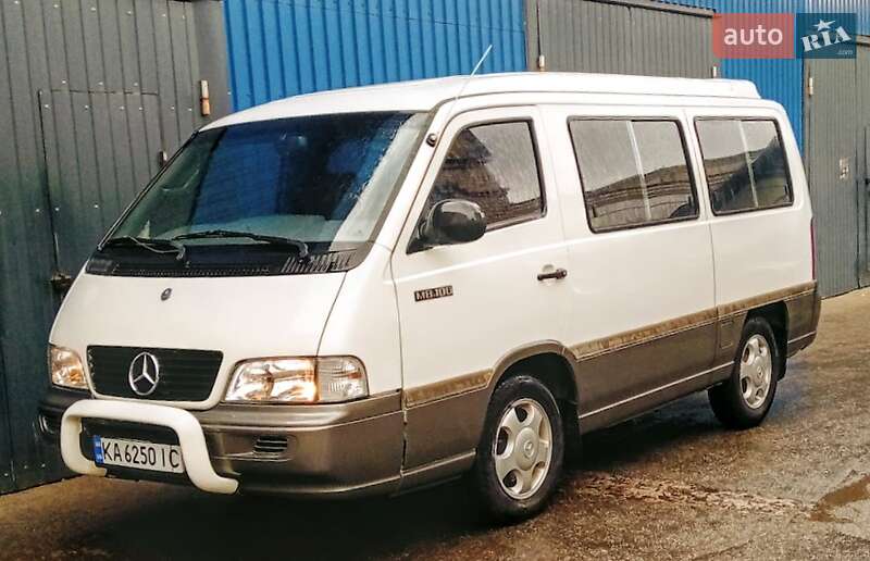 2004 mercedes-benz mb 100