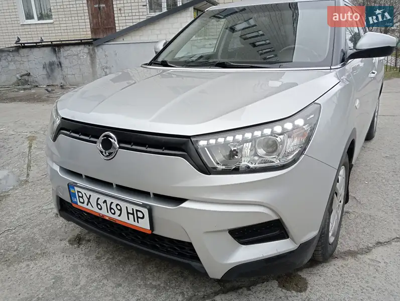 2016 ssang yong tivoli